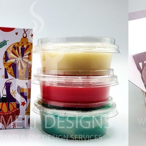 Könnte beinhalten: Drei Wachsschmelzbehälter in Gelb, Rot und Türkis mit transparenten Deckeln. Links eine dekorative Schachtel mit einem Weihnachtsornament-Design. Ein einzelner Wachsschmelzbehälter befindet sich in einer Schachtel mit ähnlichem Design.
