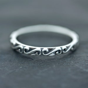Celtic Knot Band Ring - Dainty Eternity Infinity Swirl - Hallmarked 925 Sterling Silver-Scottish Jewellery