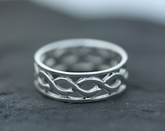 Keltischer Knoten Bandring - Einfache Schlaufe im Rahmen - Hergestellt aus 925er Sterlingsilber Schottischer Schmuck