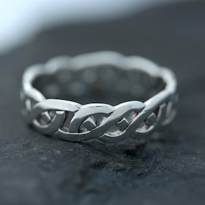 Celtic Knot Band Ring - Simple Eternity Infinity - Hallmarked 925 Sterling Silver  - Scottish Jewellery