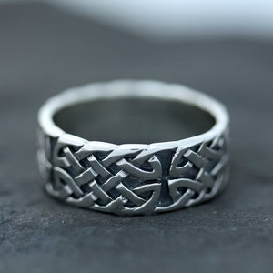 Celtic Knot Band Ring -Antique Double Weave - Celtic Design Scotland - Scottish Jewellery Edinburgh - hallmarked 925 Sterling Silver