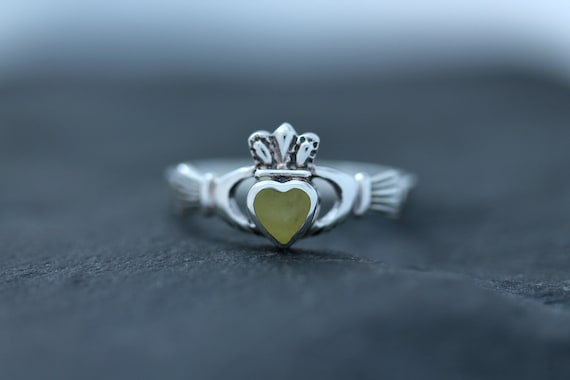 Celtic friendship ring deals