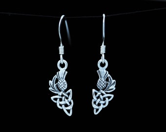Orecchini a forma di cardo in argento sterling fatti a mano, cerchietti delicati ossidati - Italia
