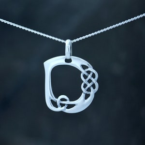 Colgante de nudo celta - Letra "D" - Eternity Infinity - Plata de ley 925 con sello de diseño celta Escocia-Joyería celta escocesa