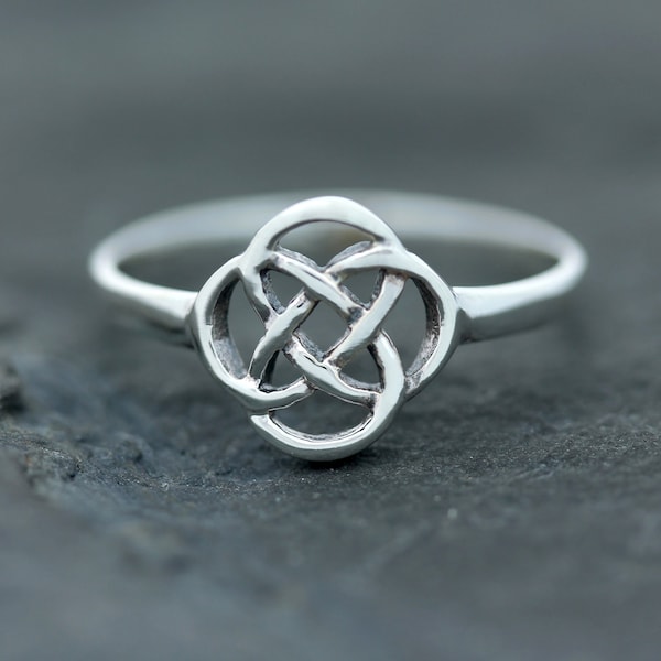 Celtic Knot Ring - Quaternary Knot - Hallmarked 925 Sterling Silver - Scotland Edinburgh Design