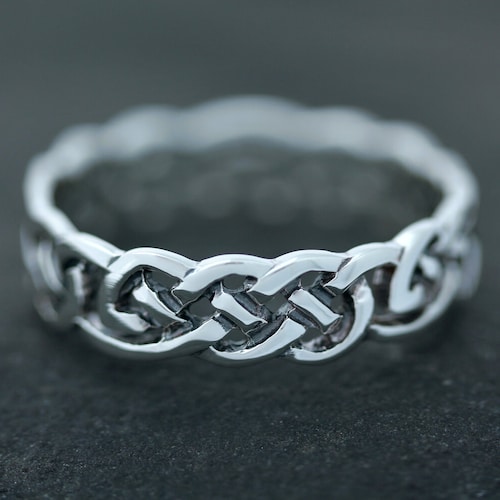 Celtic Knot Ring Round Loop Knot Celtic Design Scotland Etsy