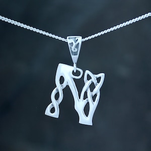 Colgante de encanto de nudo celta - Letra "N" - Infinito de eternidad - Plata de ley 925 con sello-Diseño celta Escocia-Joyería celta escocesa
