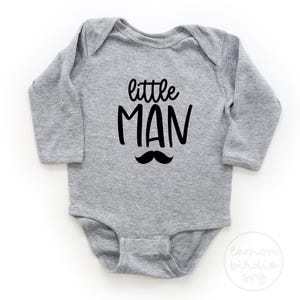Kleine man Svg, Baby Svg, babyjongen Svg, jongen Svg, pasgeboren Svg, nieuwe baby Svg, Gender Reveal Svg, jongens Shirt Svg, babyaankondiging Svg