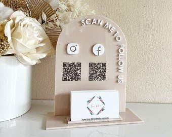 Arch Acrylic Social and Card Holder Sign