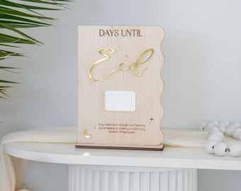 Wavy Days Until Eid Freestanding