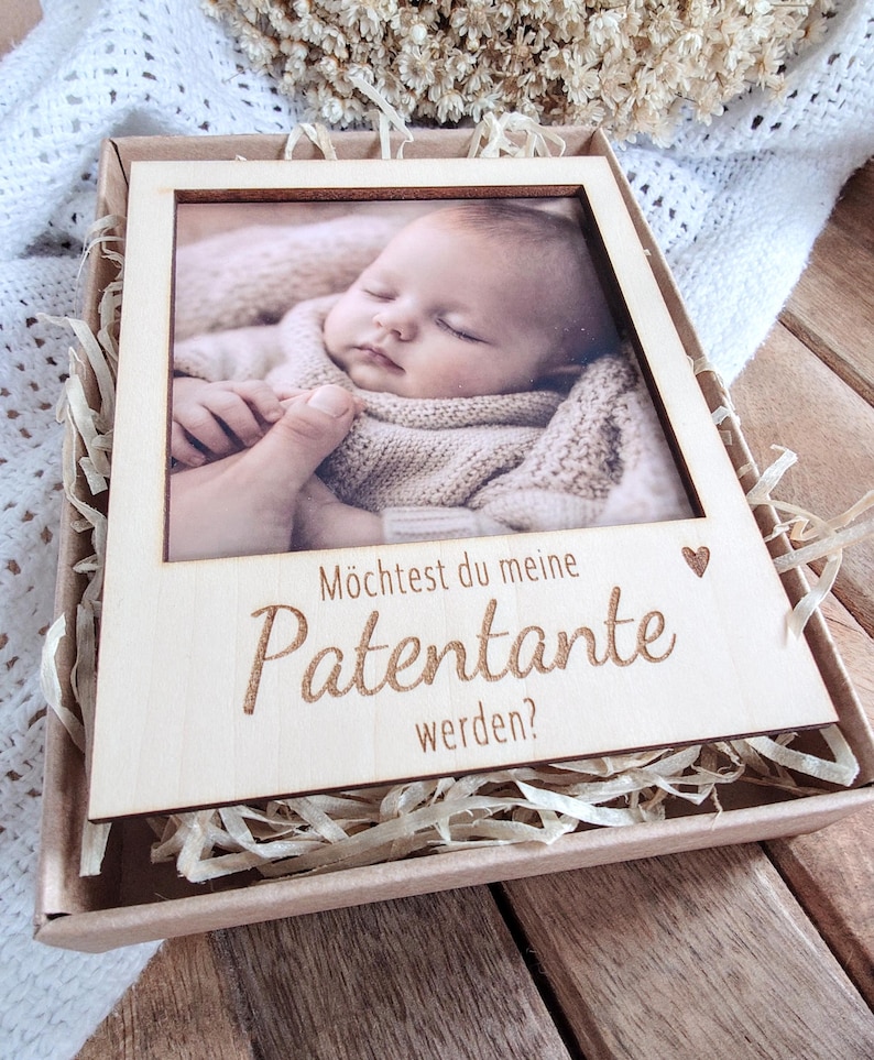 Patentante oder Patenonkel fragen – Geschenkbox mit Holzrahmen zur Patenanfrage – besondere Geschenkidee imagem 3