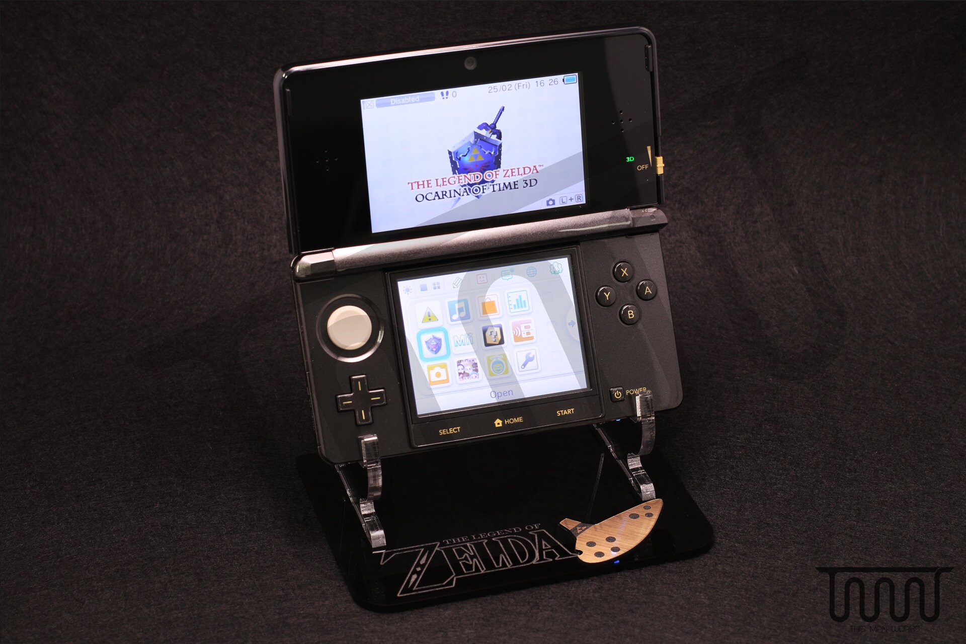 Nintendo 3DS Zelda 25th Anniversary Acrylic Handheld Console