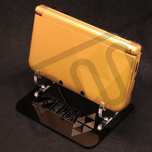 Nintendo 3DS XL Link Between Worlds Acrylic Handheld Console Display Stand