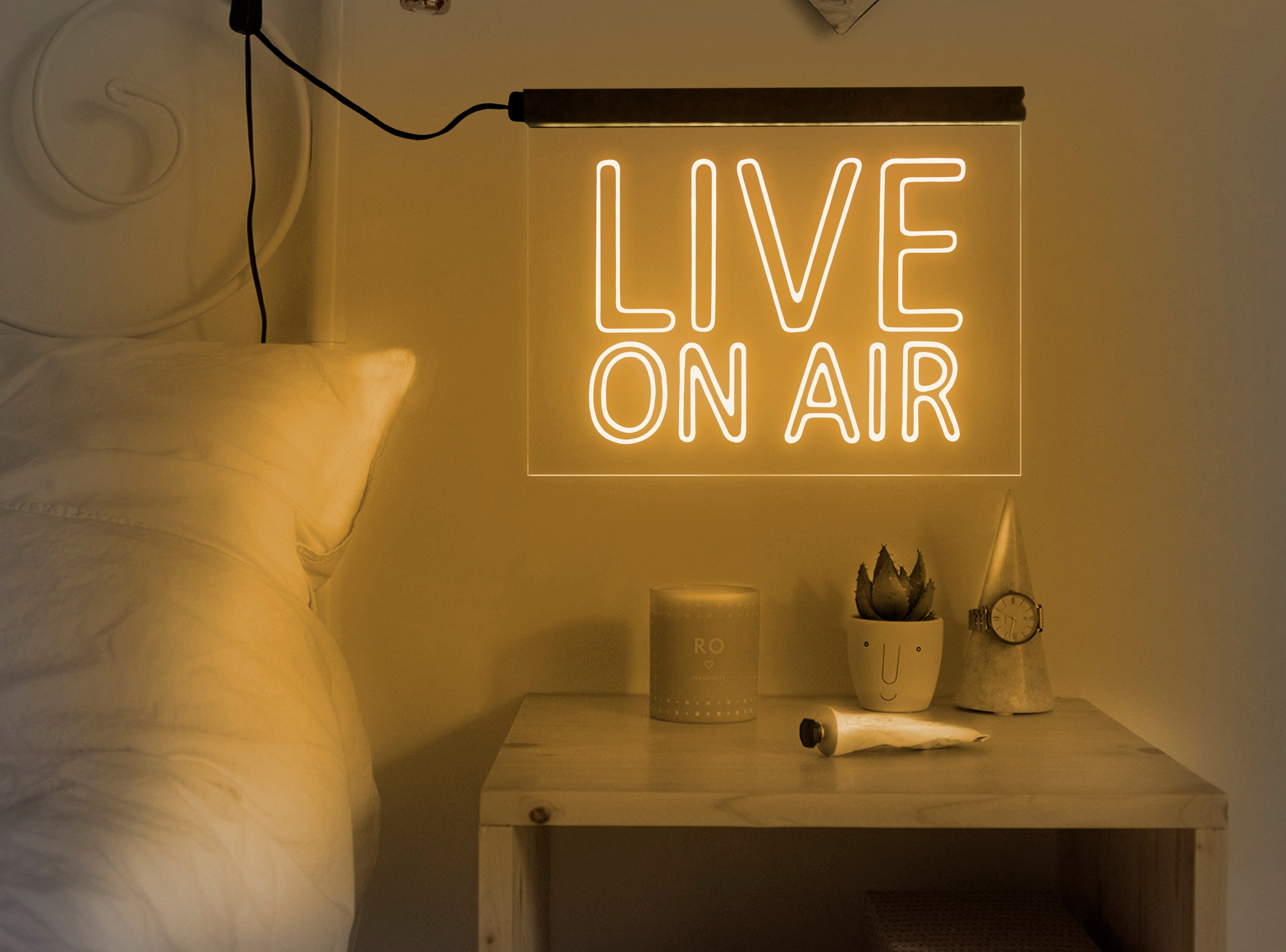 ON AIR studio light sign. live streaming icon. ON AIR message studio sign.  flat style. 10927146 Vector Art at Vecteezy