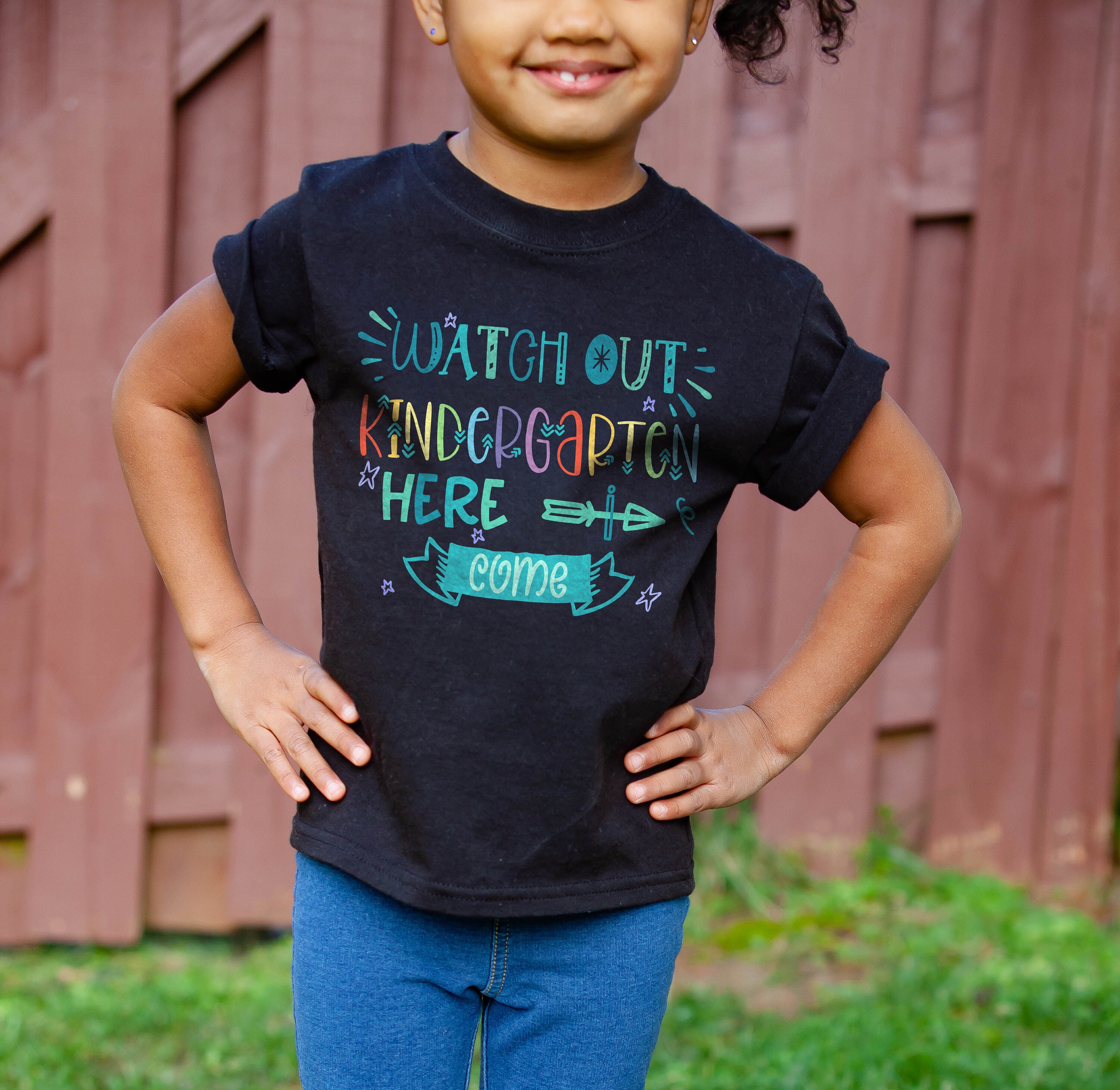 T-Shirt Enfant Personnalisé Attention La Maternelle J'Arrive - Cadeau Rentree Maternelle