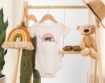 Primera camisa de cumpleaños niña - niña 1er cumpleaños - camiseta de bebé body arco iris - primera camisa de fiesta de cumpleaños nombre personalizado