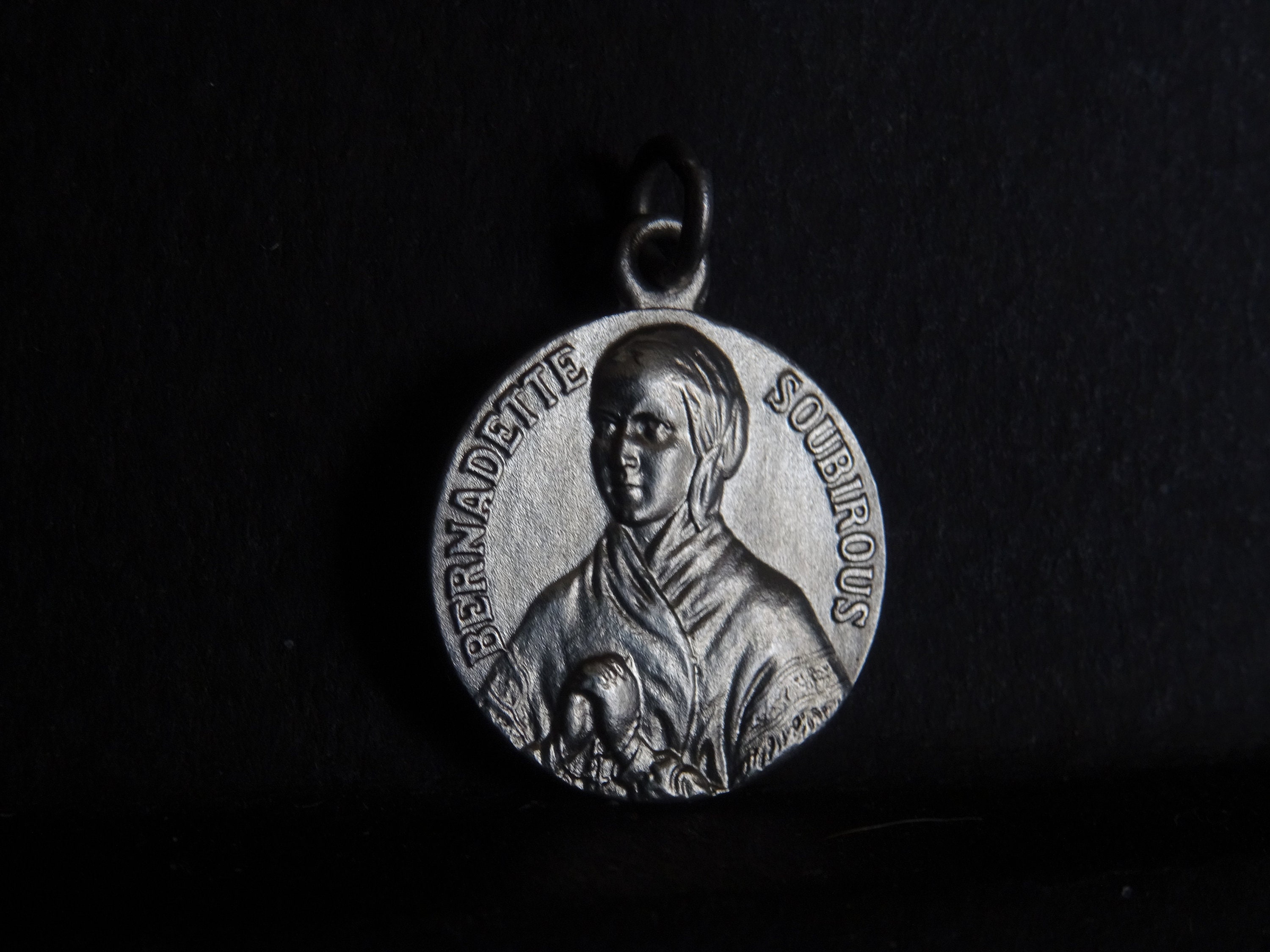 Millésime St Bernadette Medaille Médaille d'argent Signé Obc