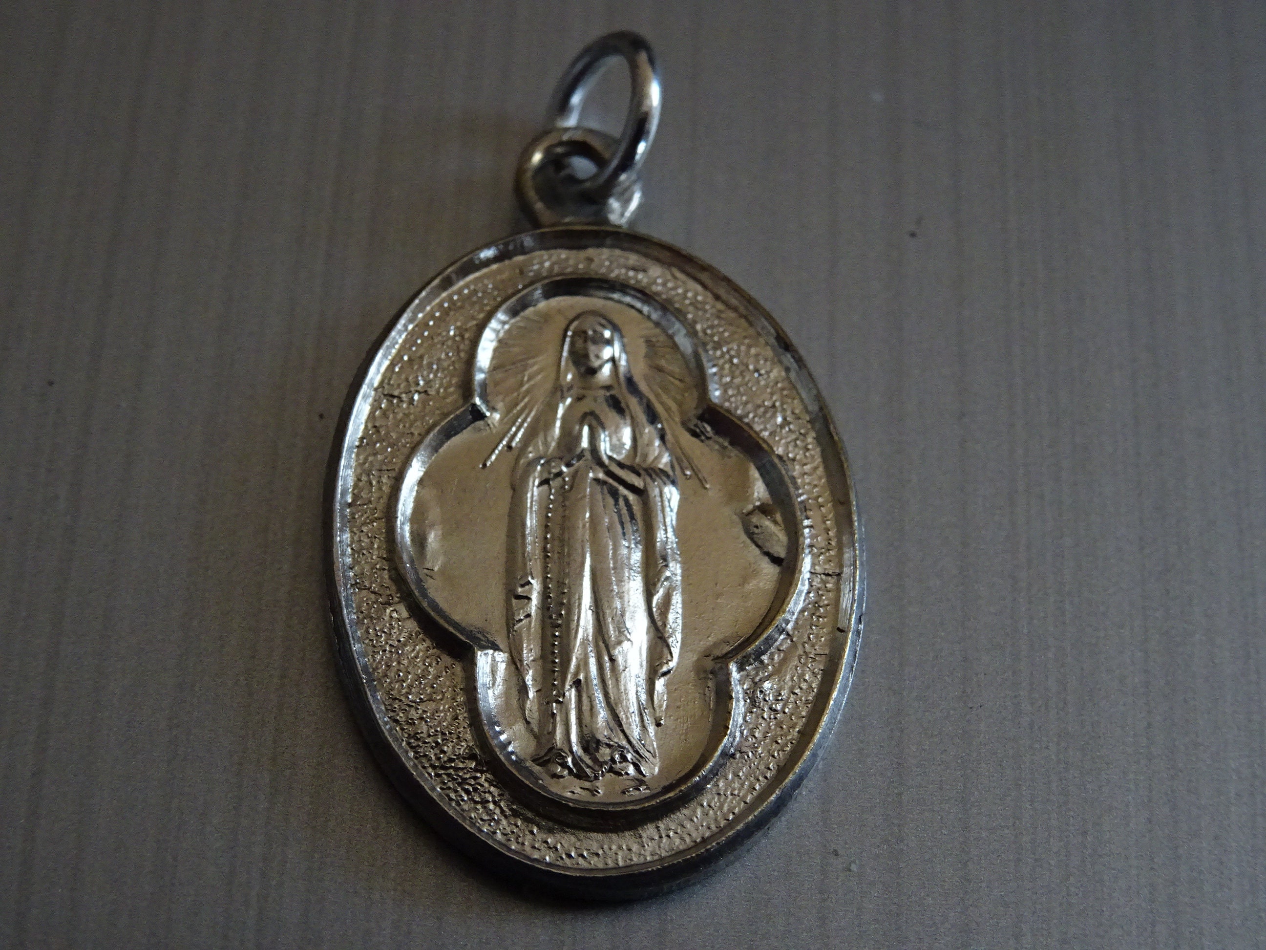 Marie Dévotion Miraculeuse et Amour Du Monde. Médaille d'argent Médaillon Pendent Medaille Holy Char