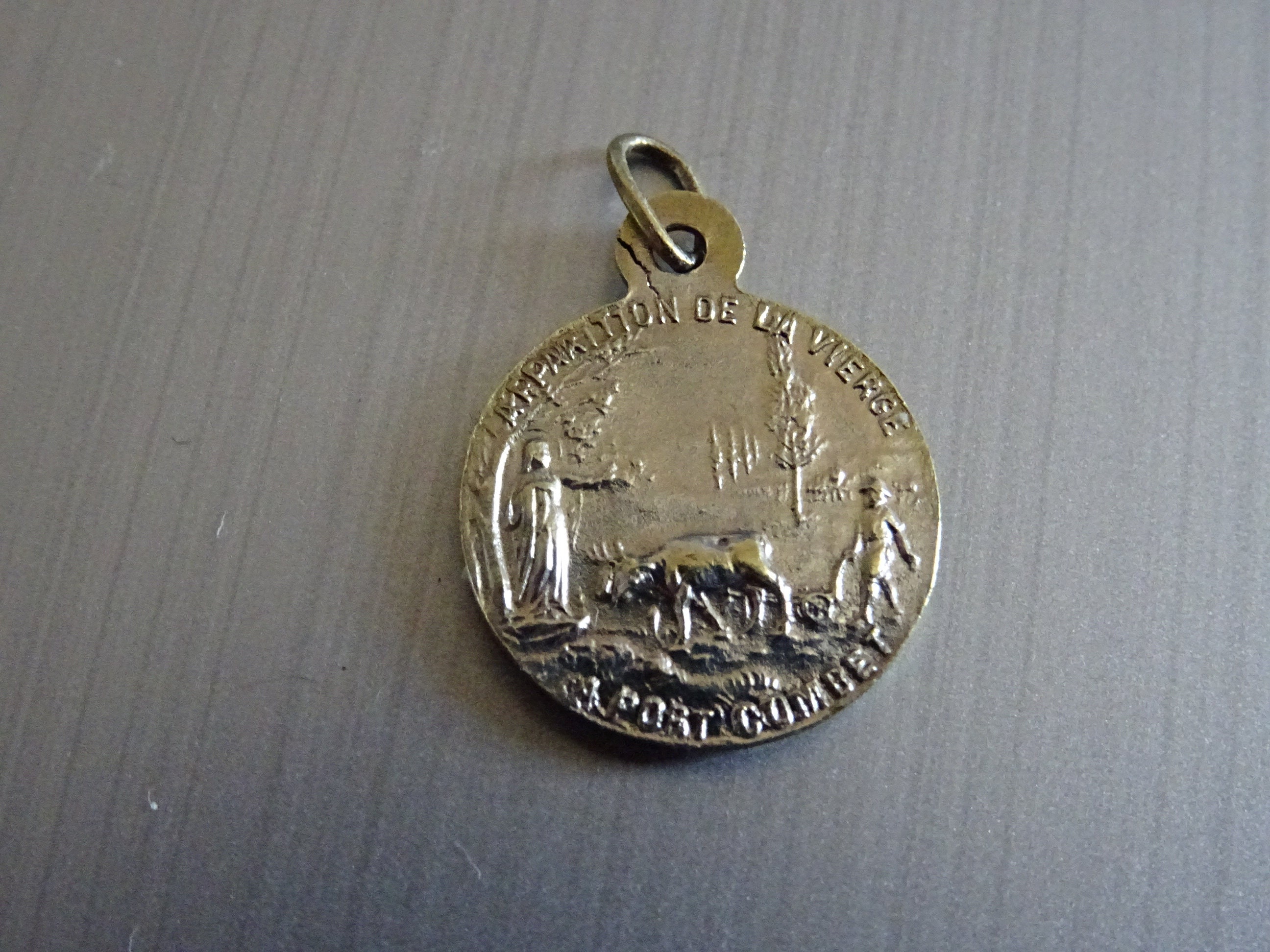 Notre Dame de L'osier. Apparition La Vierge. Pendentif. Médaille Médaillon Medaille Holy Charm Millé