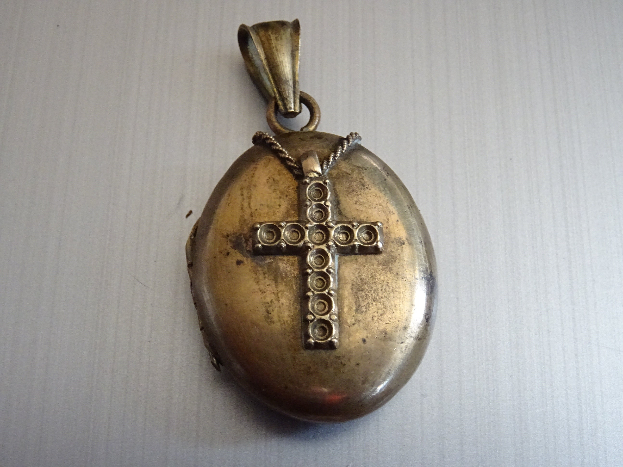 Médaillon Ovale avec Verre Pour Photo Cross. Médaillon Vintage Médaille Pendent Saint Charme D 303
