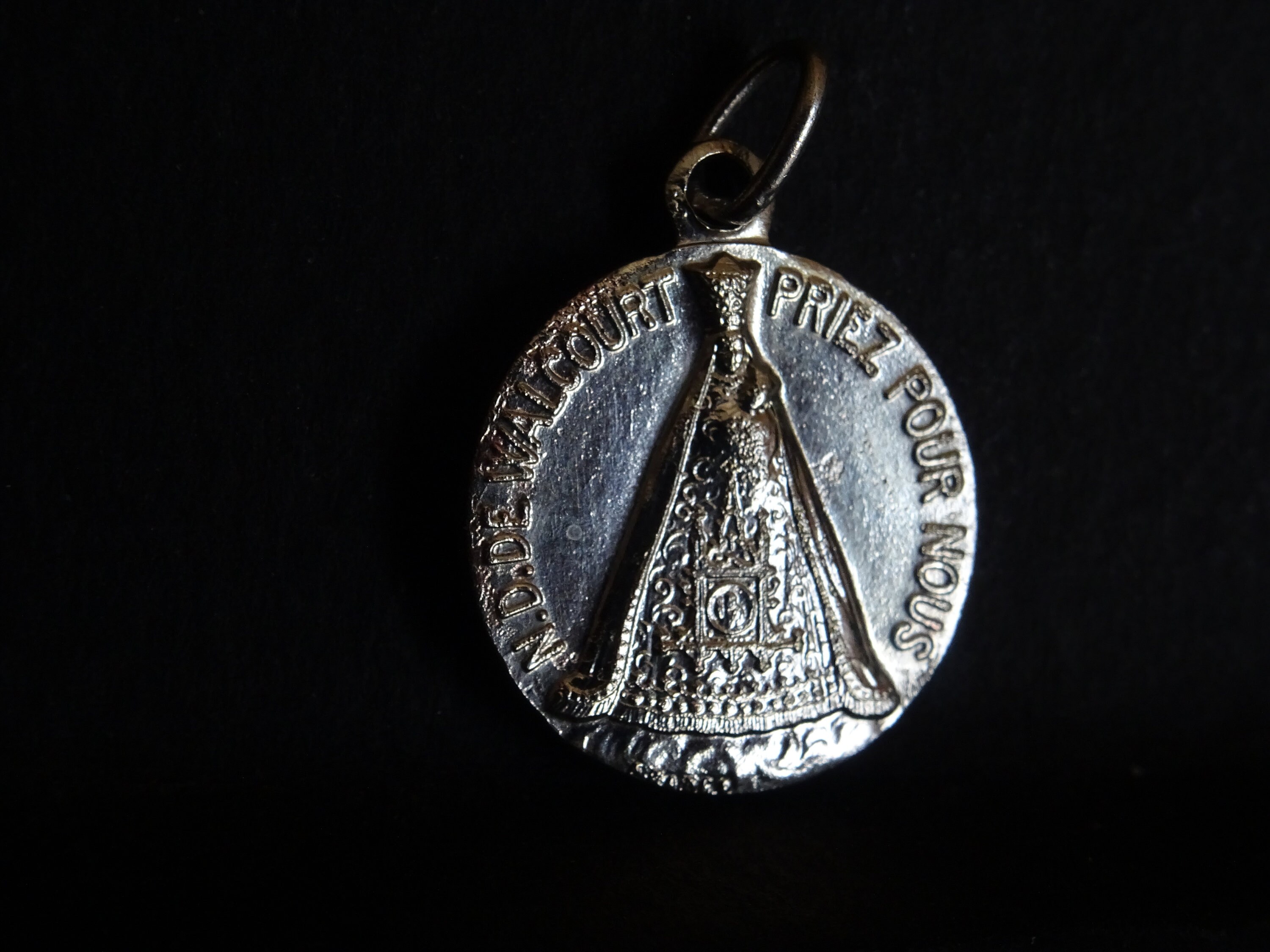 Notre Dame de Walcourt Notre Sainte Signée Penin Médaille Religieuse Pendaillon Saint Charme