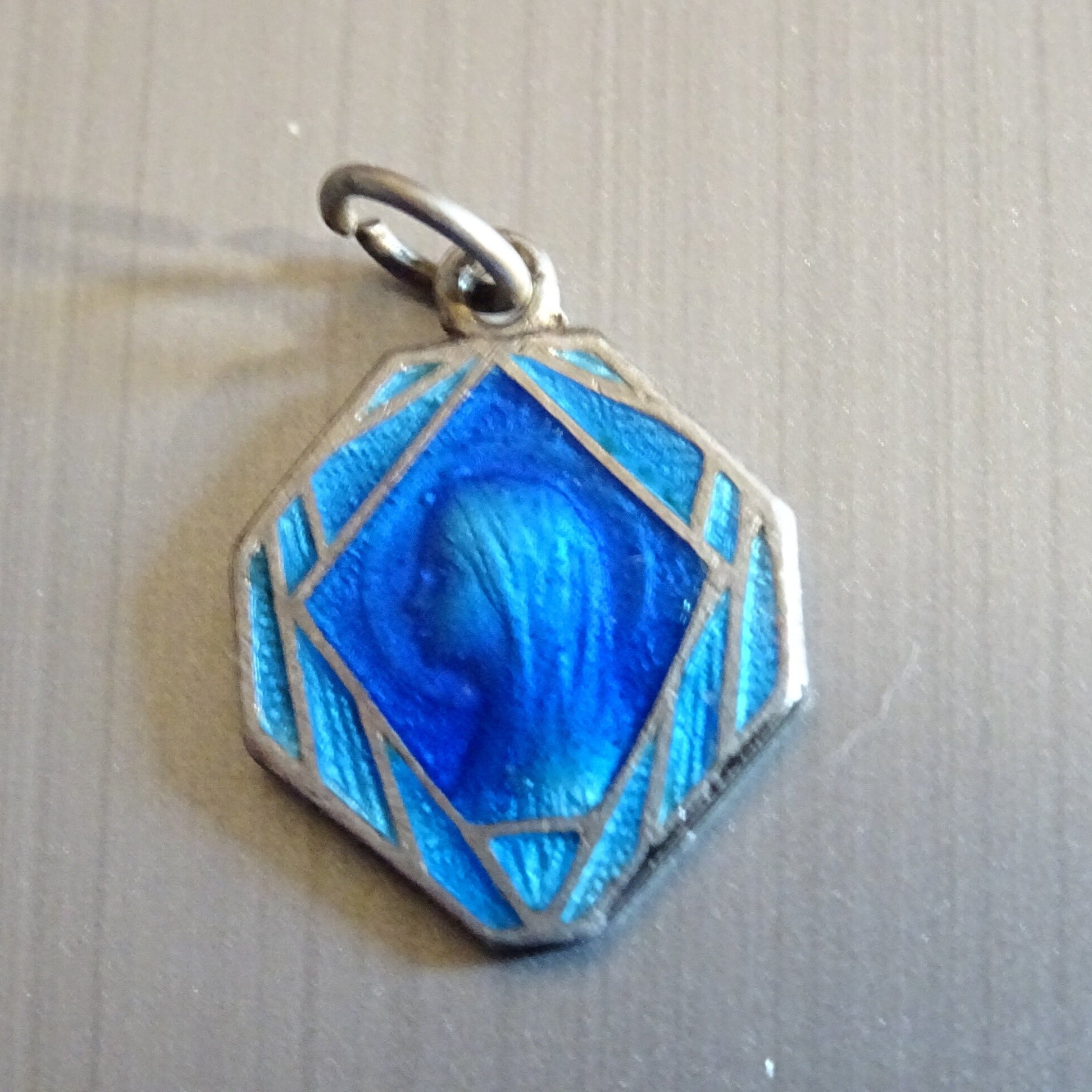 Rare Sainte Vierge, Bleu Émail. Médaille Vintage Pendente Holy Charm B 926