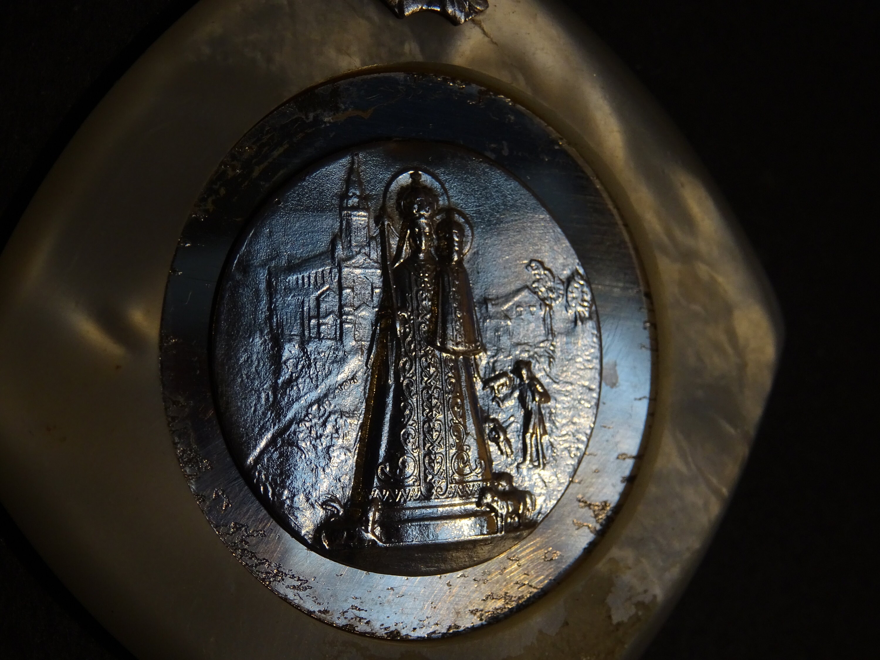 Saint-Anne-D'auray Sanctuaire Pour Le Pèlerinage Holy Charm Medal Pendentif Médaille Medaille Autel 