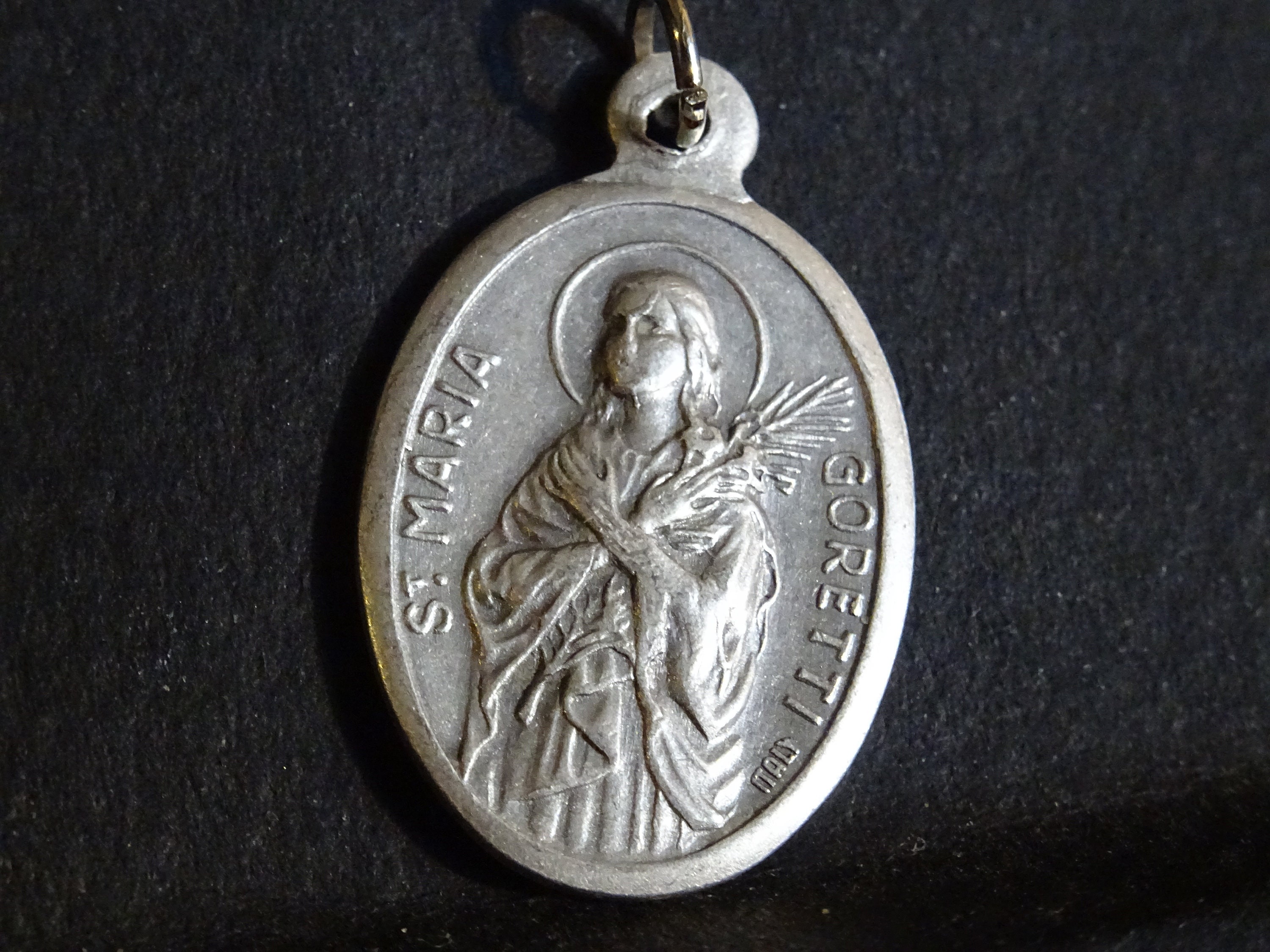 Sainte Maria Goretti, Patronne Des Victimes de Viol, Pureté, Jeunesse et Pardon. Médaillon d'argent 