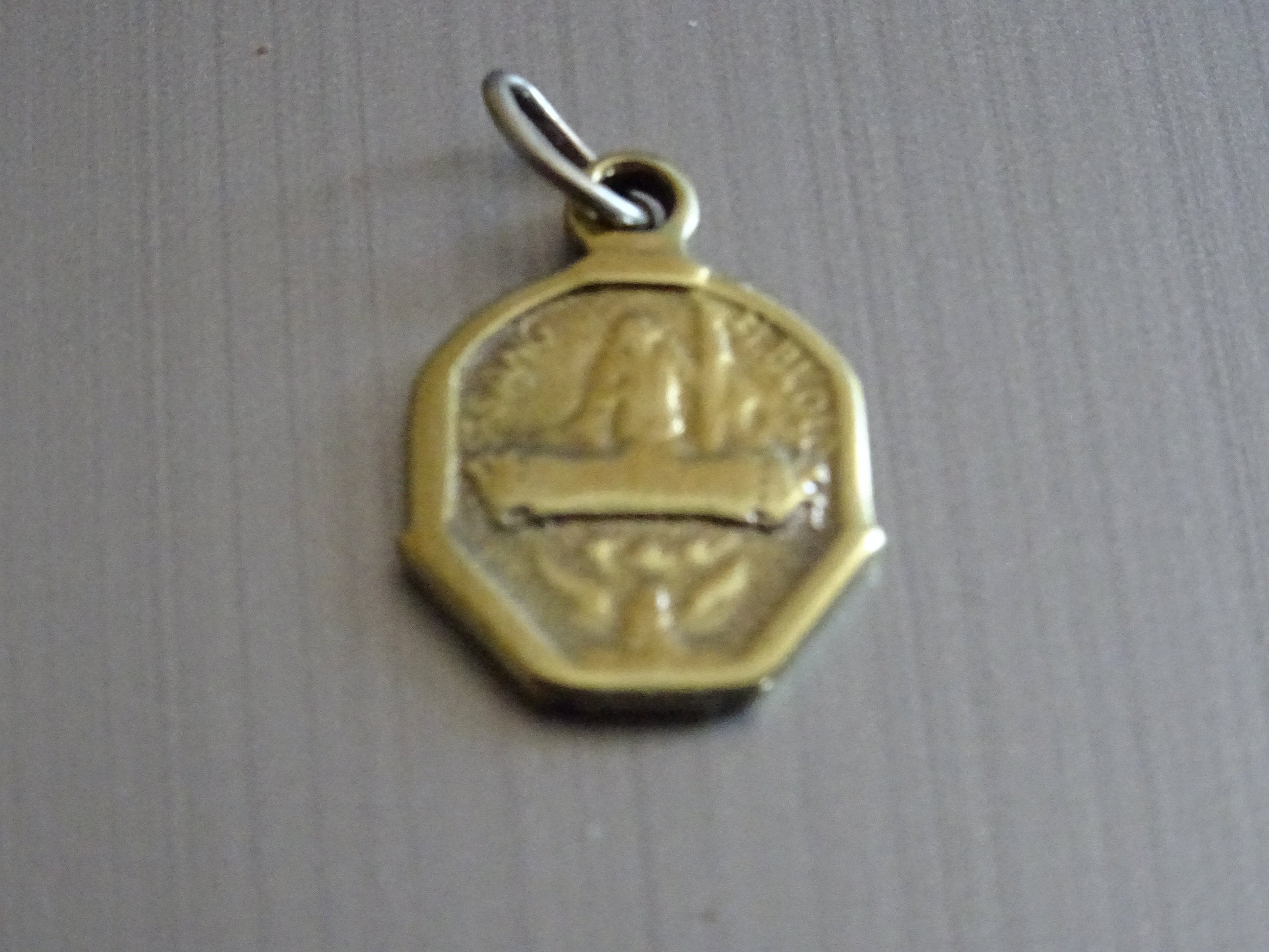 Français Médaille Religieuse Antique. Saint-Sang de Burges. Petit Millésime Pendent Medallion Medal