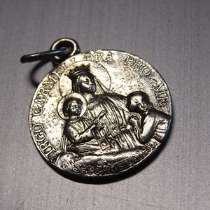 Virgin Carmel . Signed Tairac. Pendent Medallion Medal Holy Charm BB 818 E150