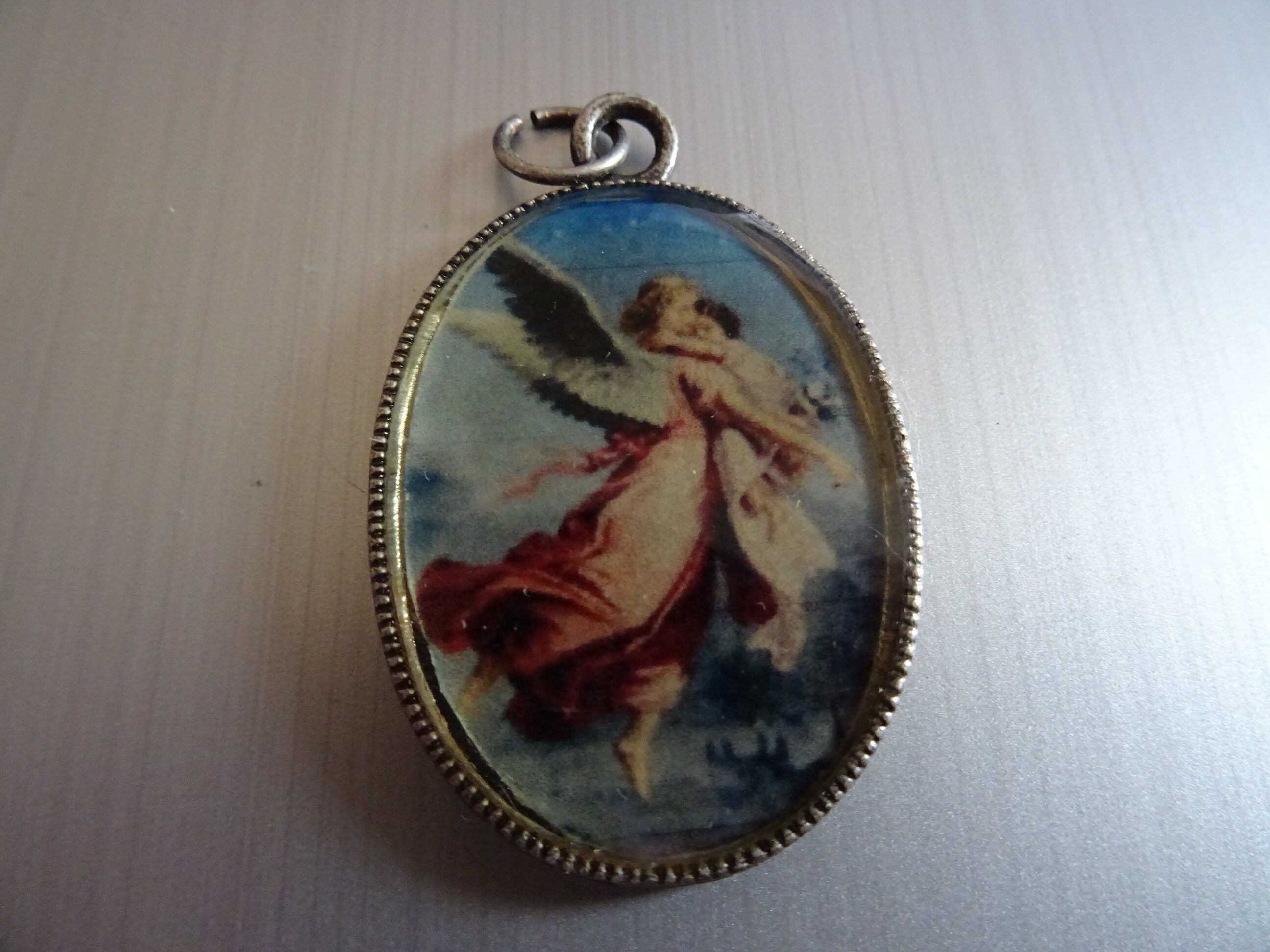 Photo Ange Graudien. Médaille Du Saint Charme Pendentif Médaillon Médaille Medaille B 142