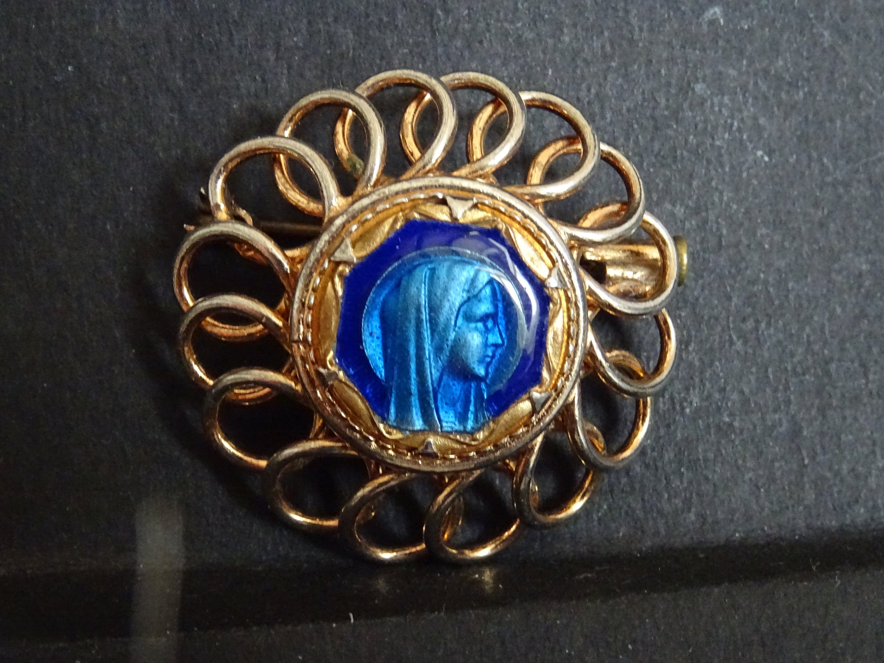 Virgin Mary Blue Enamel Couleur Or Medal Religious Pin, Broche, Insigne
