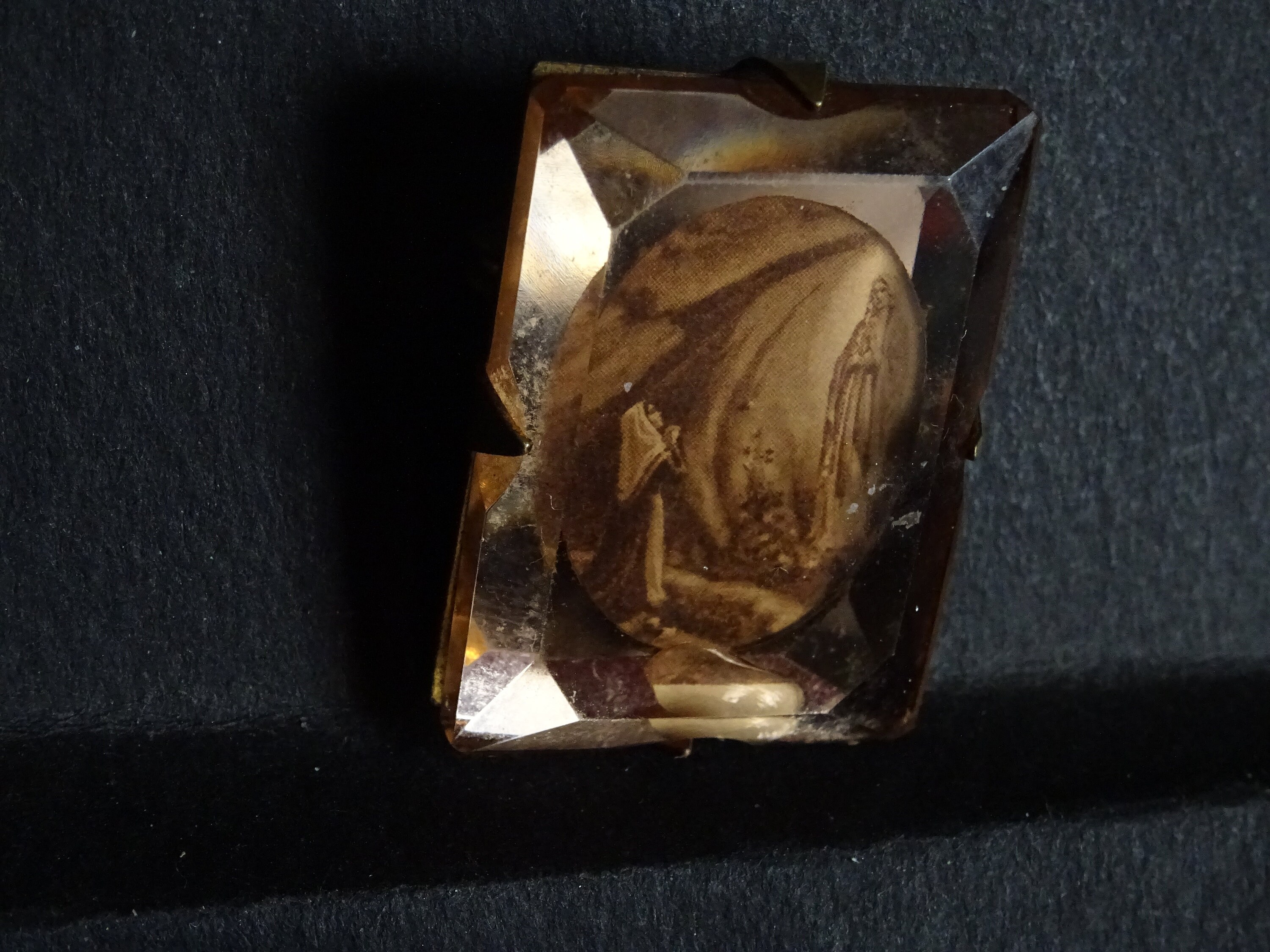 Grotte de Lourdes Lieu Des Apparitions La Vierge Marie Photo Broche Vintage Catholique P 111