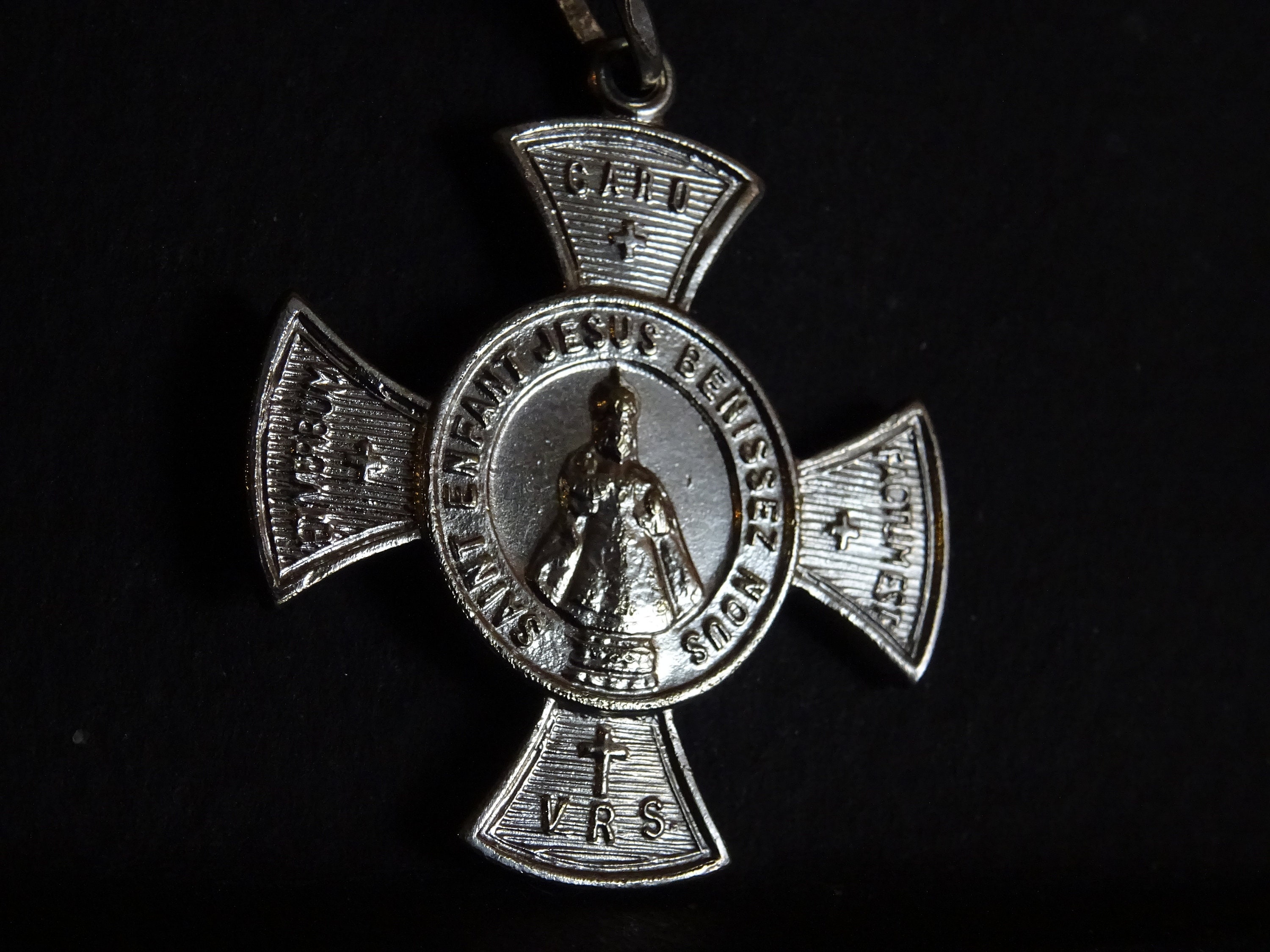 Saint-Enfant Jésus Benissez Croix Médaillon Pendent Medaille Holy Charm