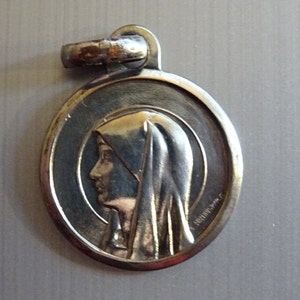 Virgin Mary Signed L. Brunswick.Vintage medallion pendent Holy Charm B 912