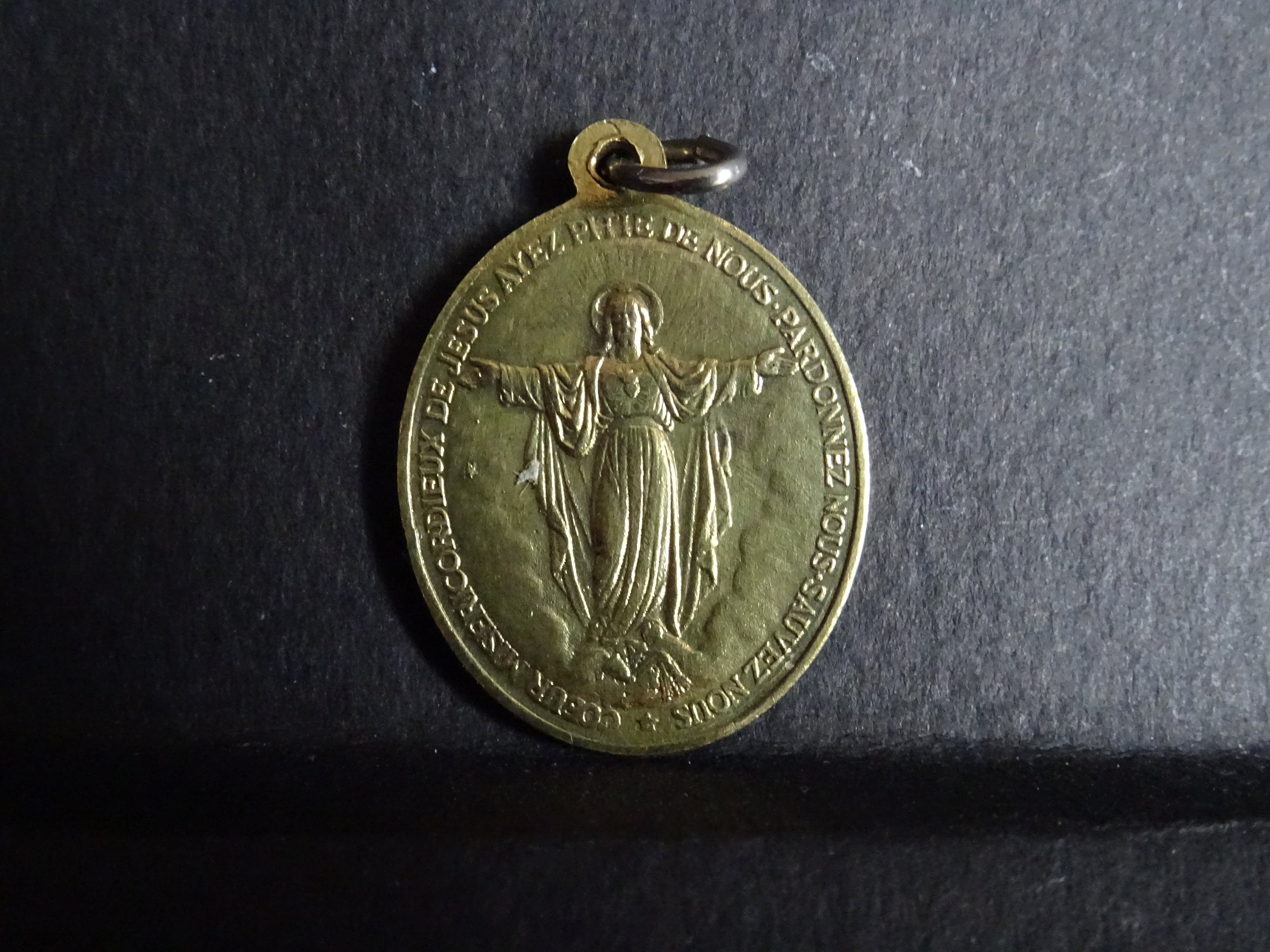 Brass Medaille Cœur Misérable de Jésus Cadeau Dieu à Toute L'humanité -