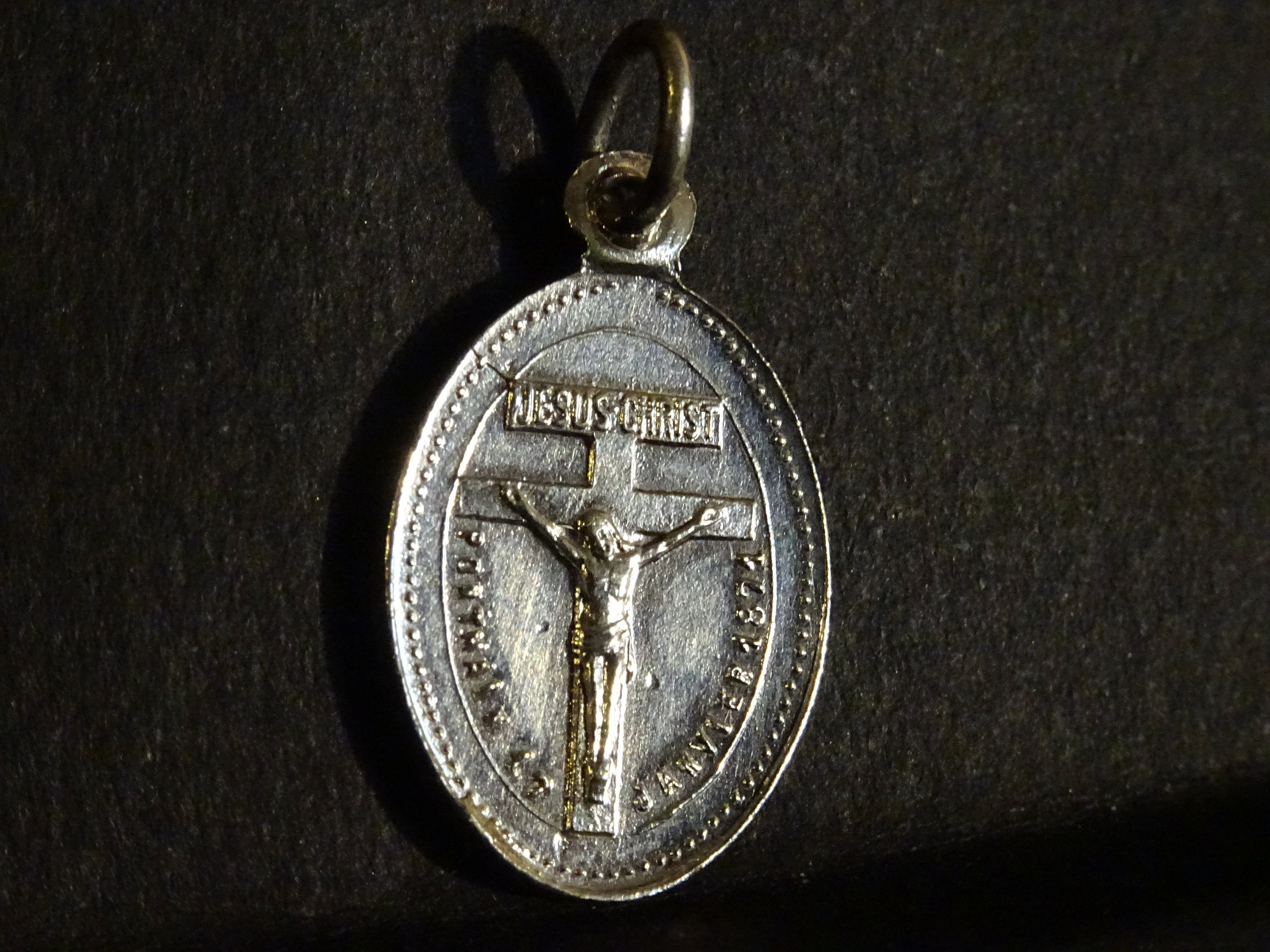Marie Croix de Jésus Médaille Pendentif Antique Saint Médaillon Charme