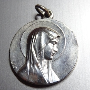 Holy Virgin Mary Signed OBC. Pendent Medallion Medal Holy Charm T 828
