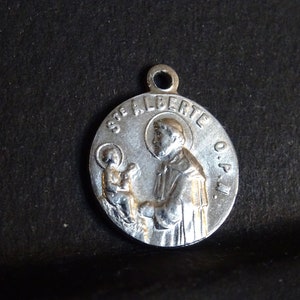 St Albert / Our Lady of Mt Carmel Medal - Patron of scientists and students Medal Religious Vintage Holy Charm