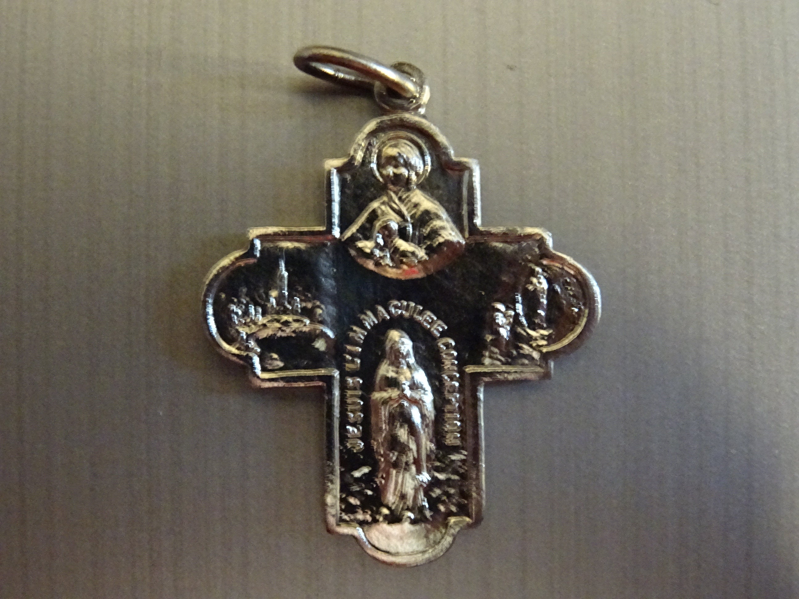 4 Croix Du Chemin Centenaire Lourdes 1858 Français Millésime Pendentif Religieux Médaillon Saint Cha