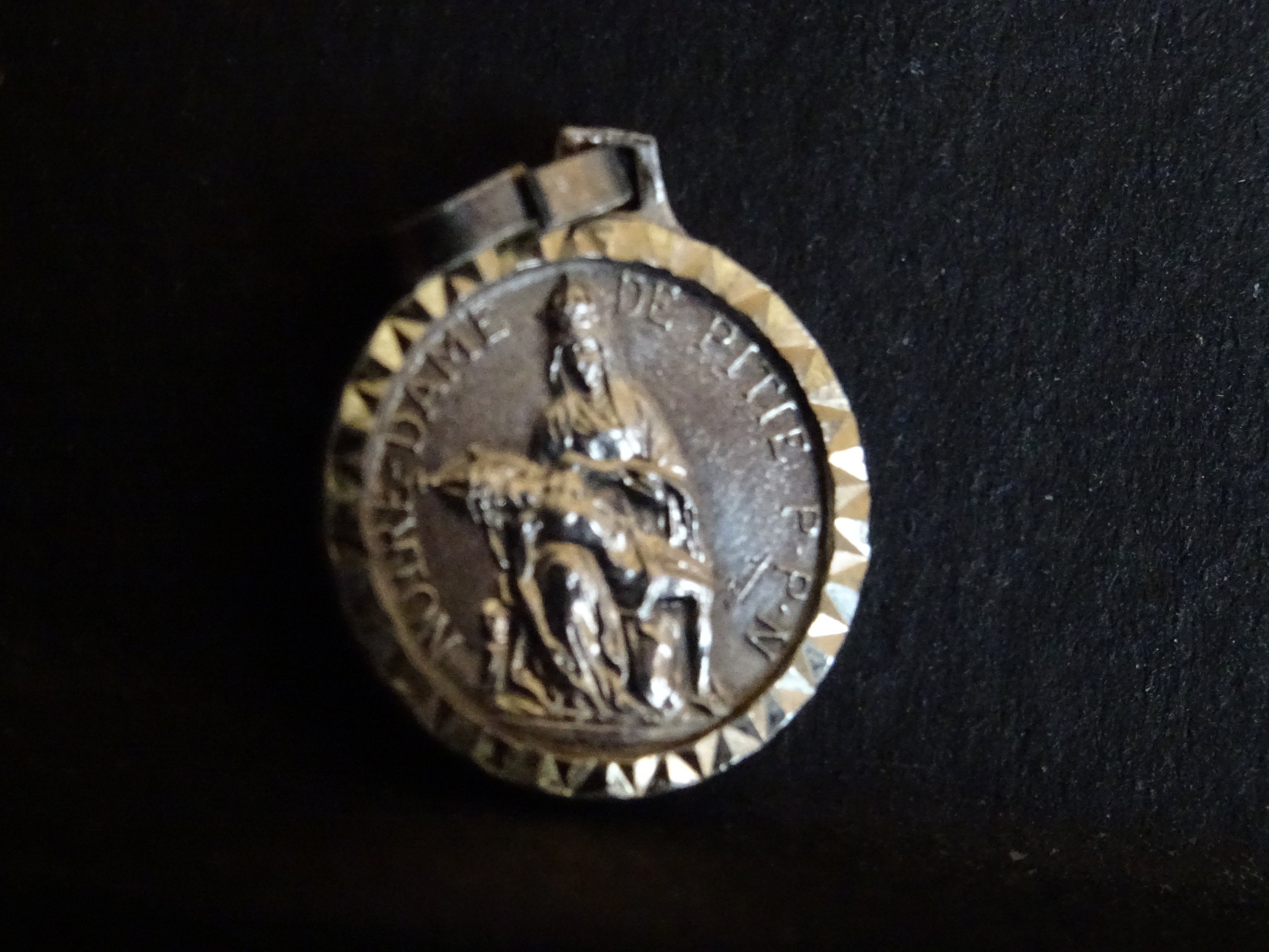 Notre-Dame Des 7 Douleurs. N.d. de Pitie St. Christopher Signed Silver Medallion Medaille Religious 