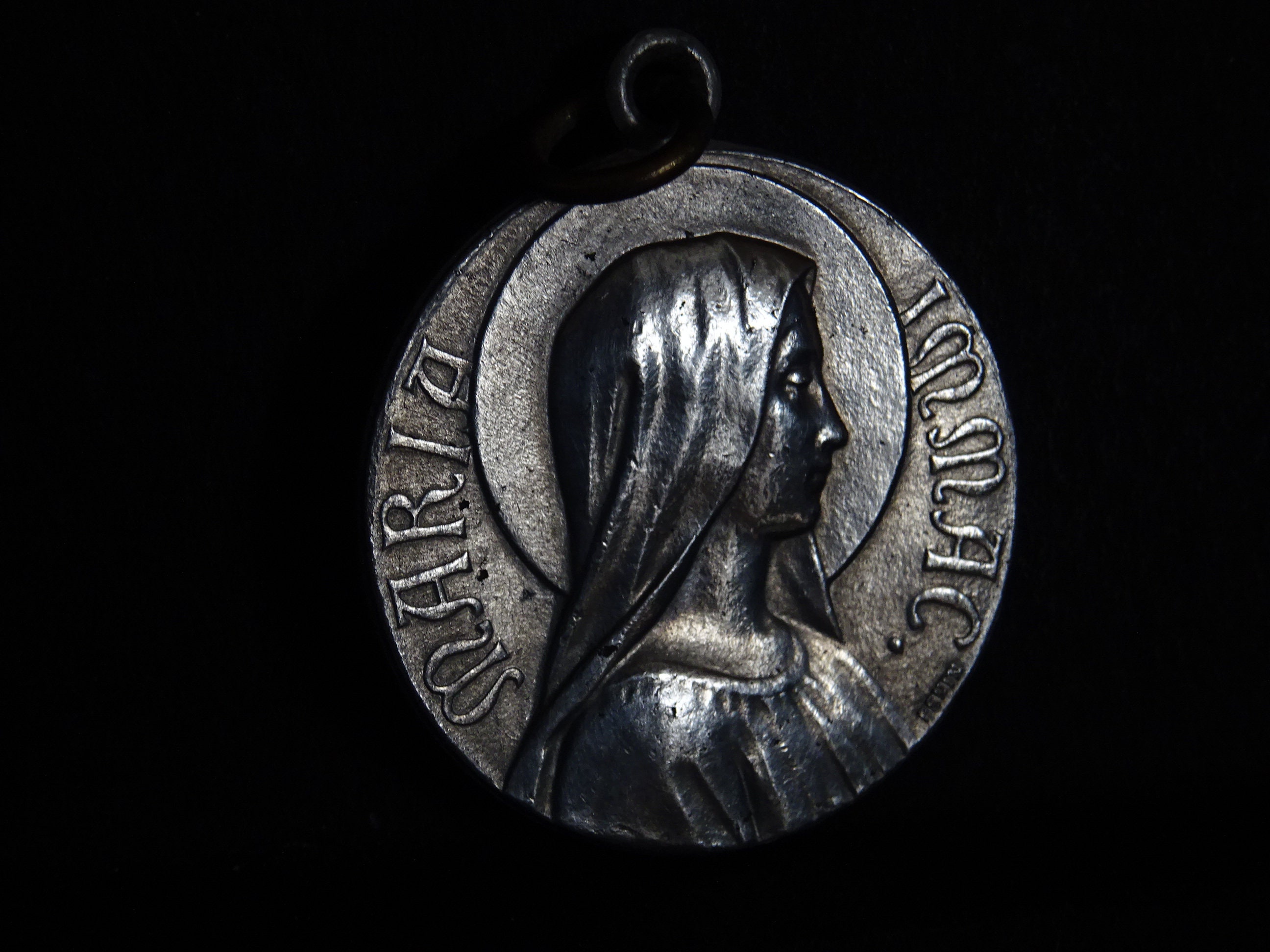 Maria Immac Signé Penin Médaille Religieuse Antique Catholique Pendentif Médaillon Aluminium P 398