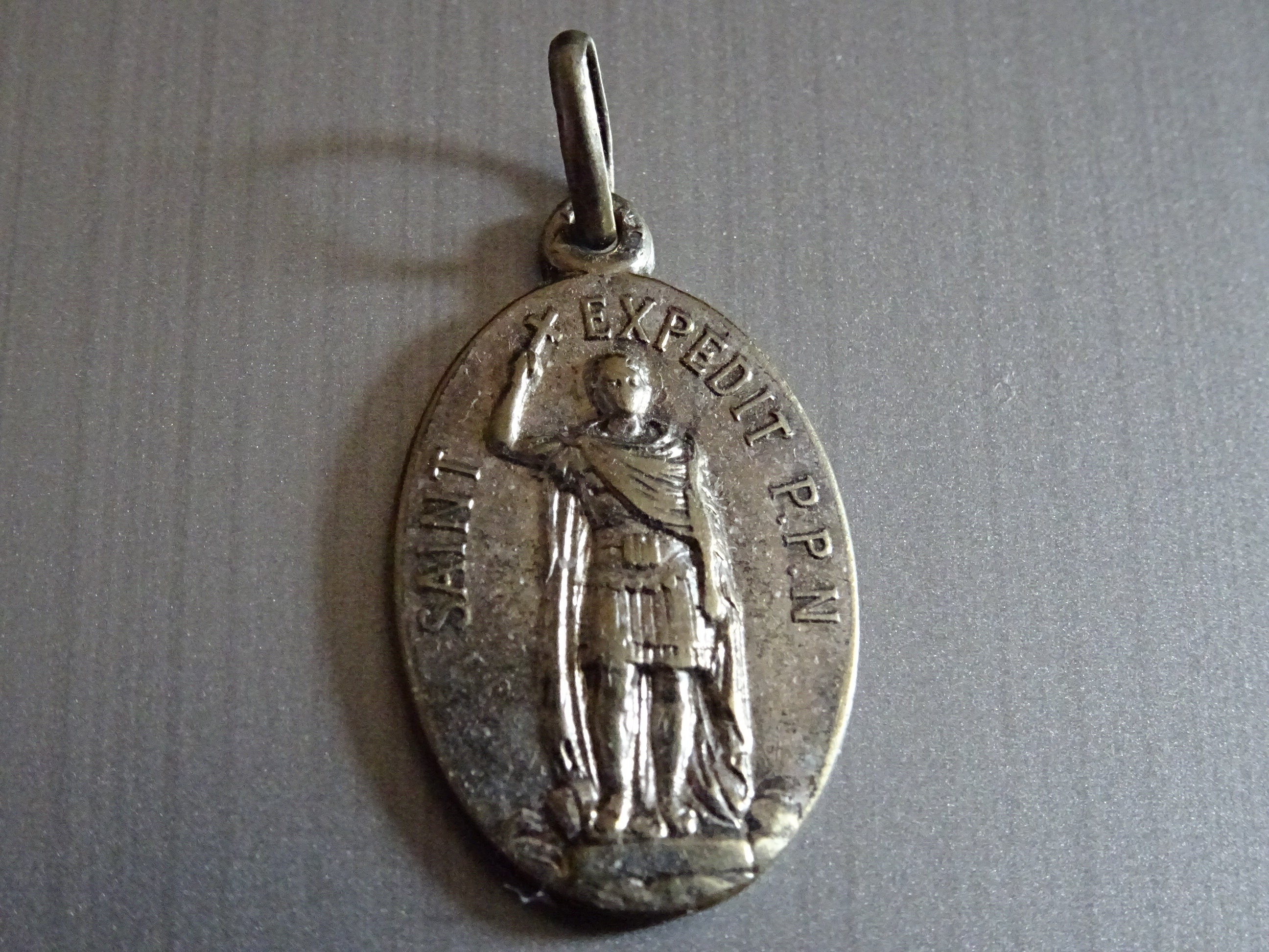 Saint Expedit. Saint Patron sur Toutes Les Questions Urgentes. Urgences. Il Aime La Vitesse. Médaill