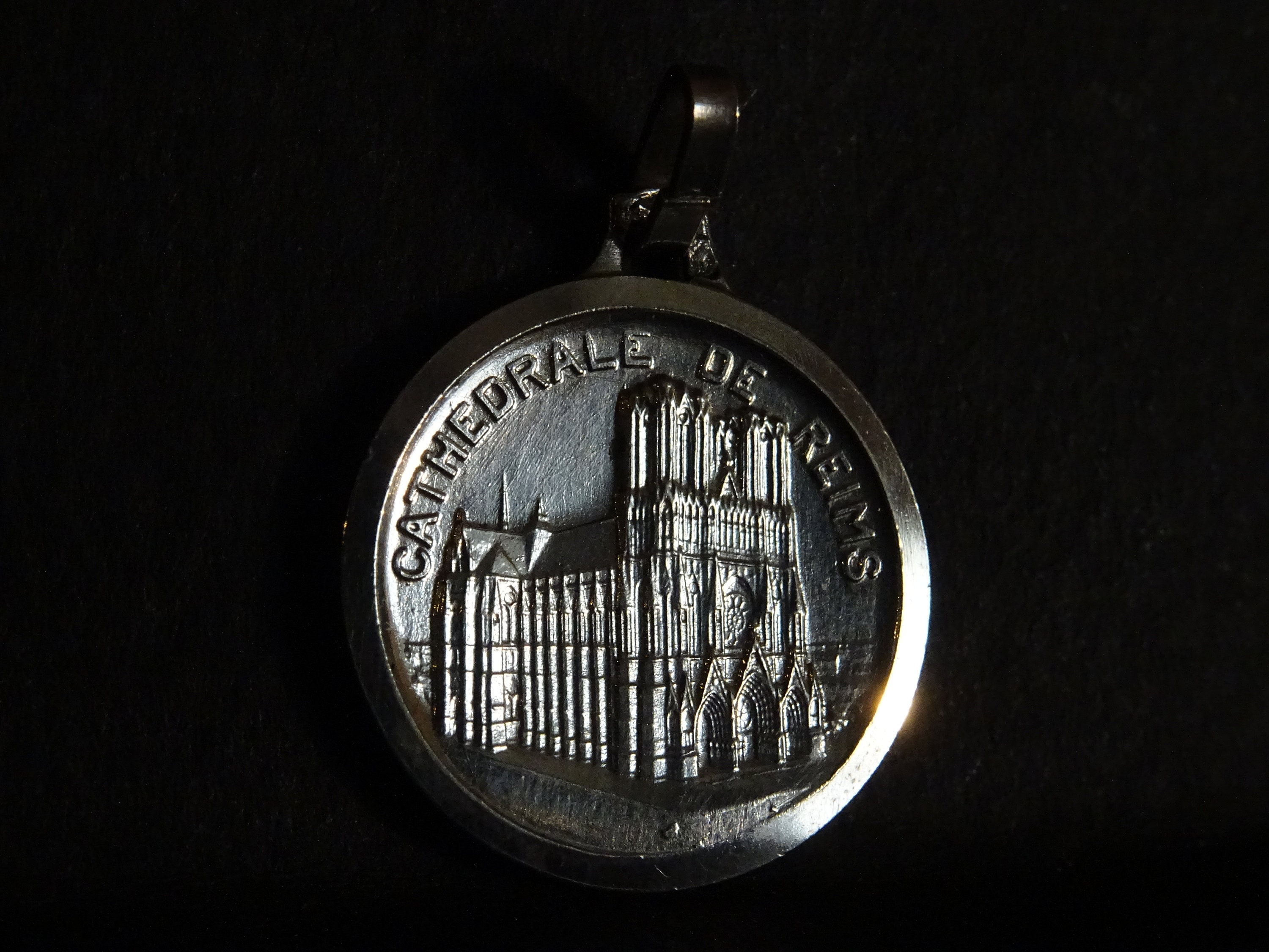 Cathedrale Reims Médaille Religieuse Pendentif en Argent Antique Saint Médaillon de Charme