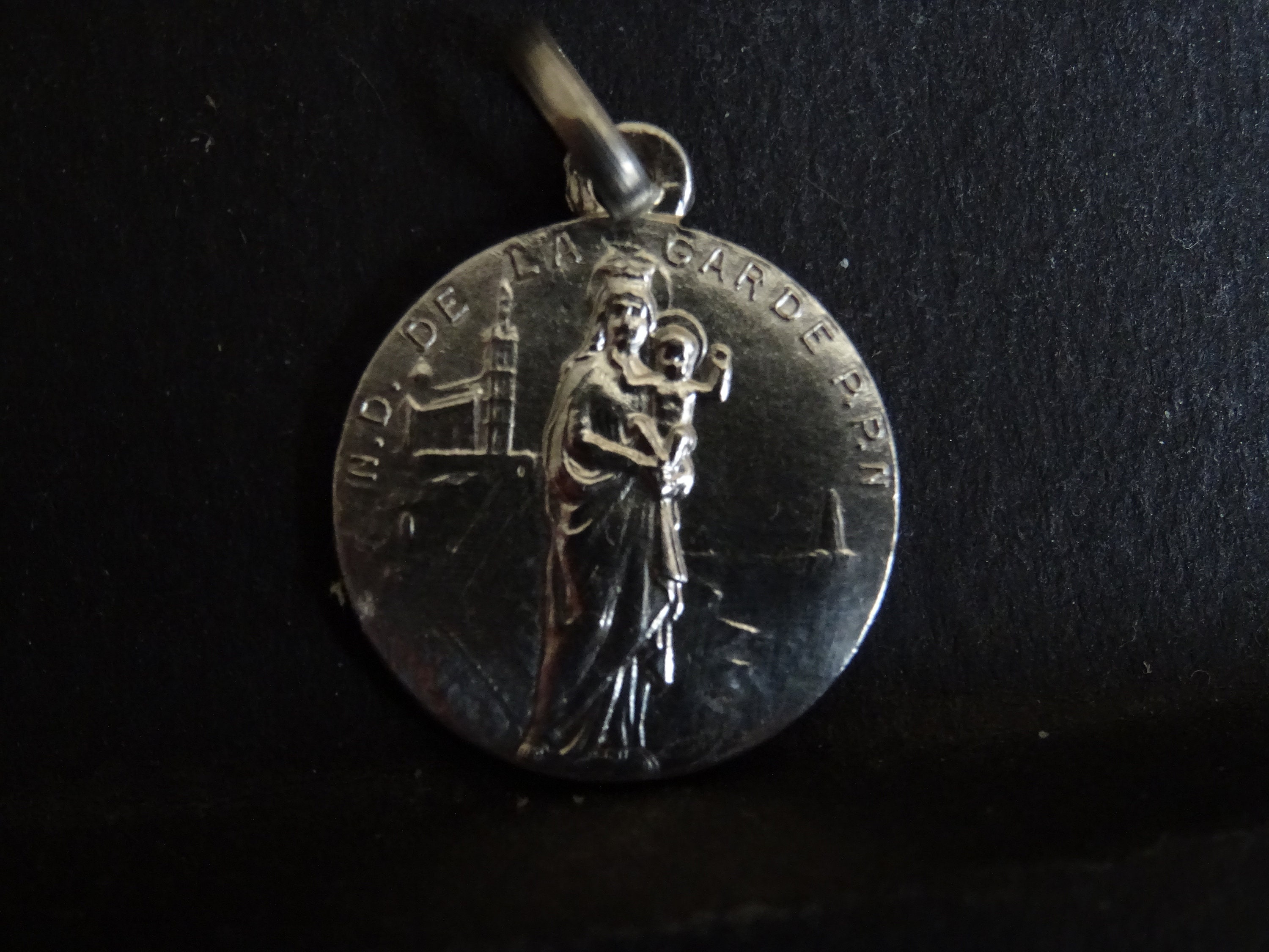 Notre Dame de La Garde et Jésus Enfant, Pendentif, Catholique, Médaillon Religieux Holy Charm Medail