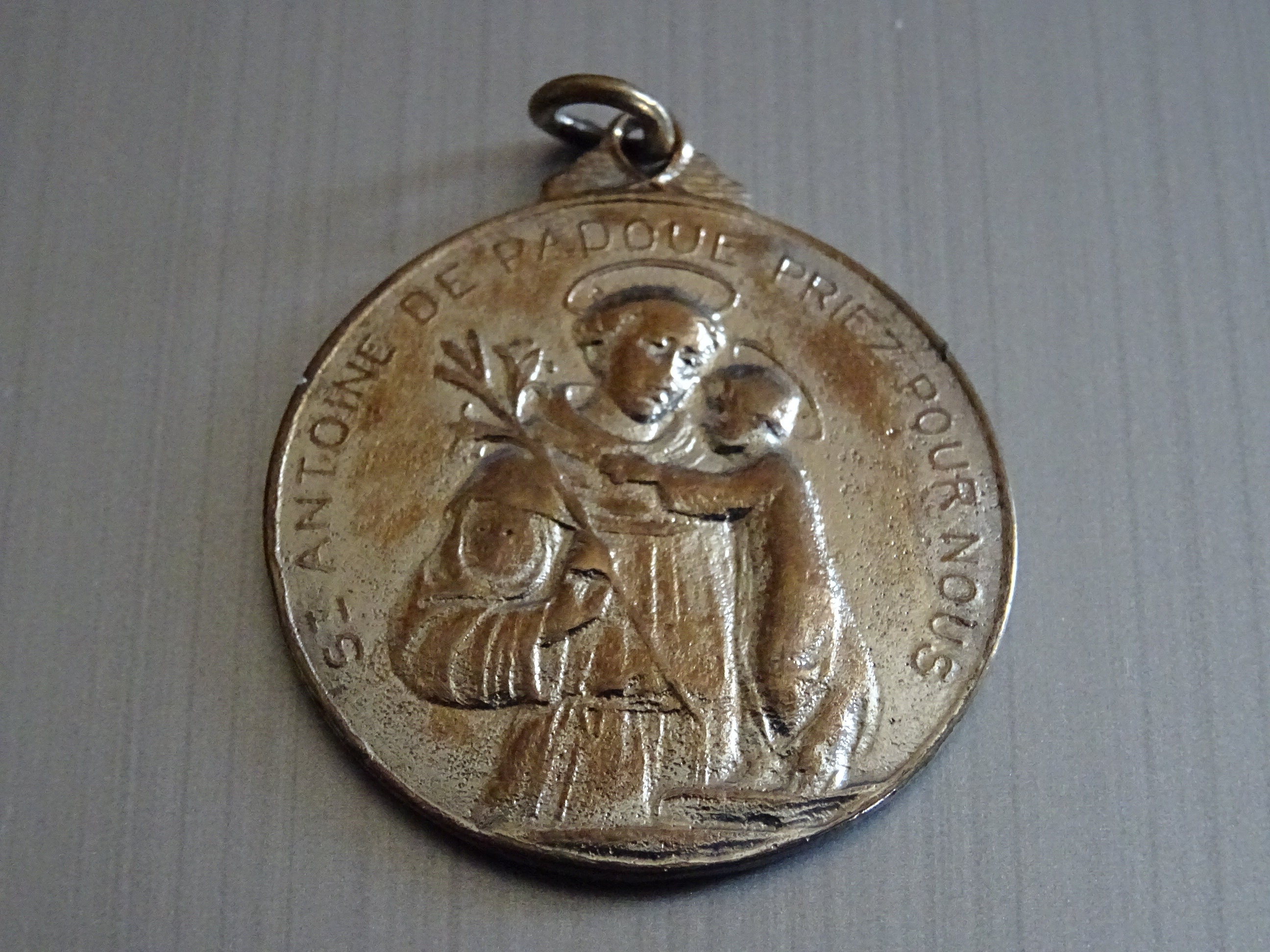Médaillon Saint Antoine Français Pendent Médaillon Saint Charme P 682