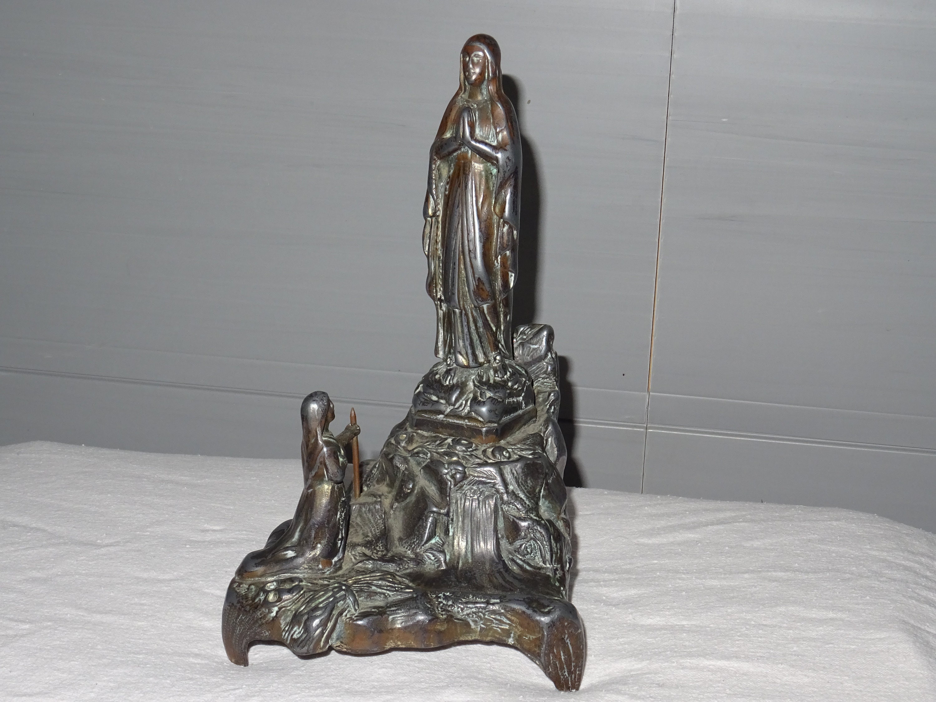 Lourdes Souvenir , Français Figurine de Statue Vintage Vierge Sainte Marie et Bernadette ,
