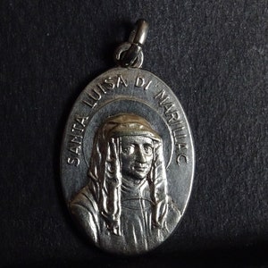 Saint Louise of Marillac Founder of the Daughters of Charity (1633-1660) medal Religious antique silver  pendant holy charm medallion