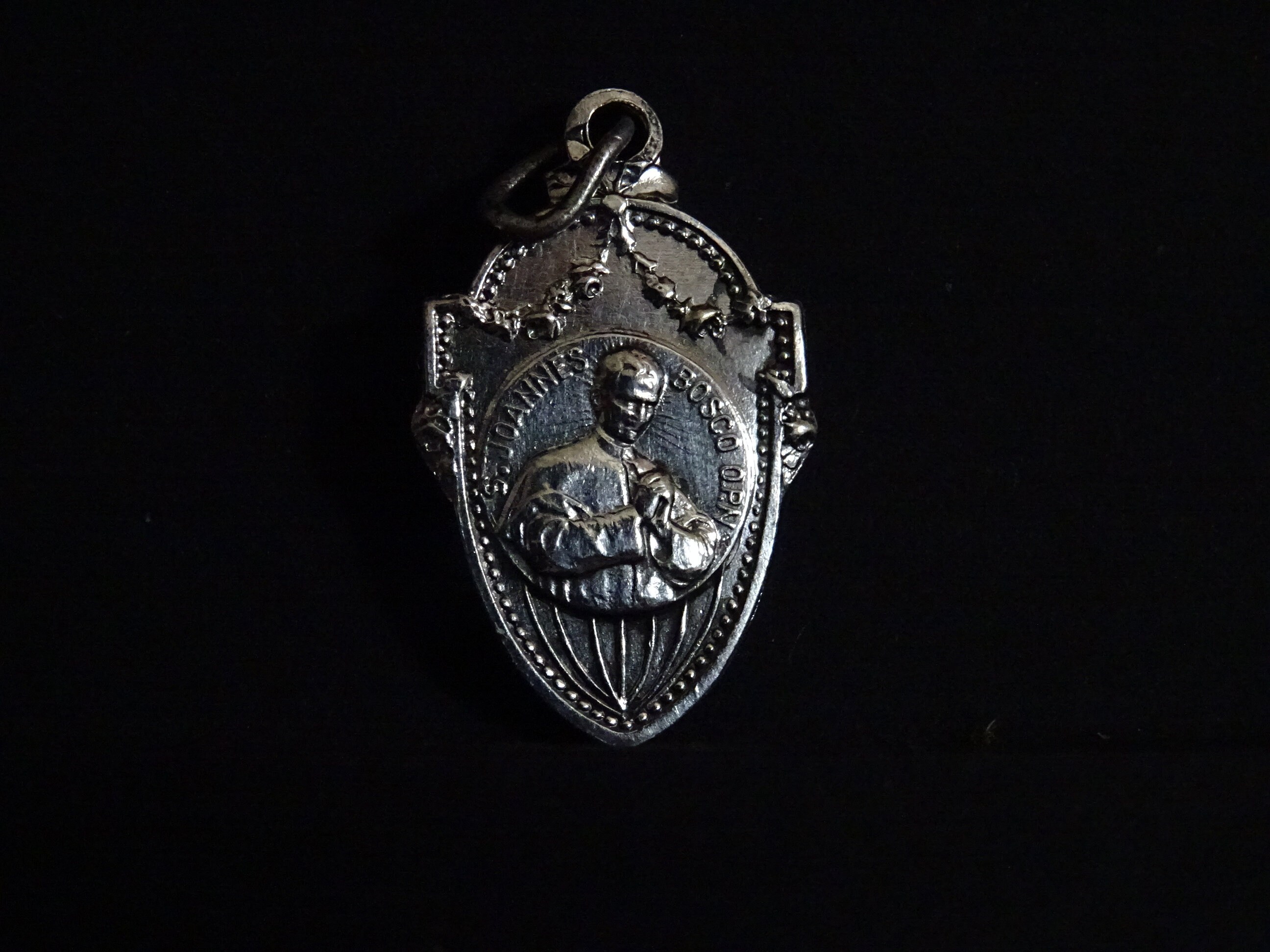 st. Joannes John Besco. Patron Saint Des Écoliers Jeunes Magiciens Pendent Medal Medaille Holy Charm