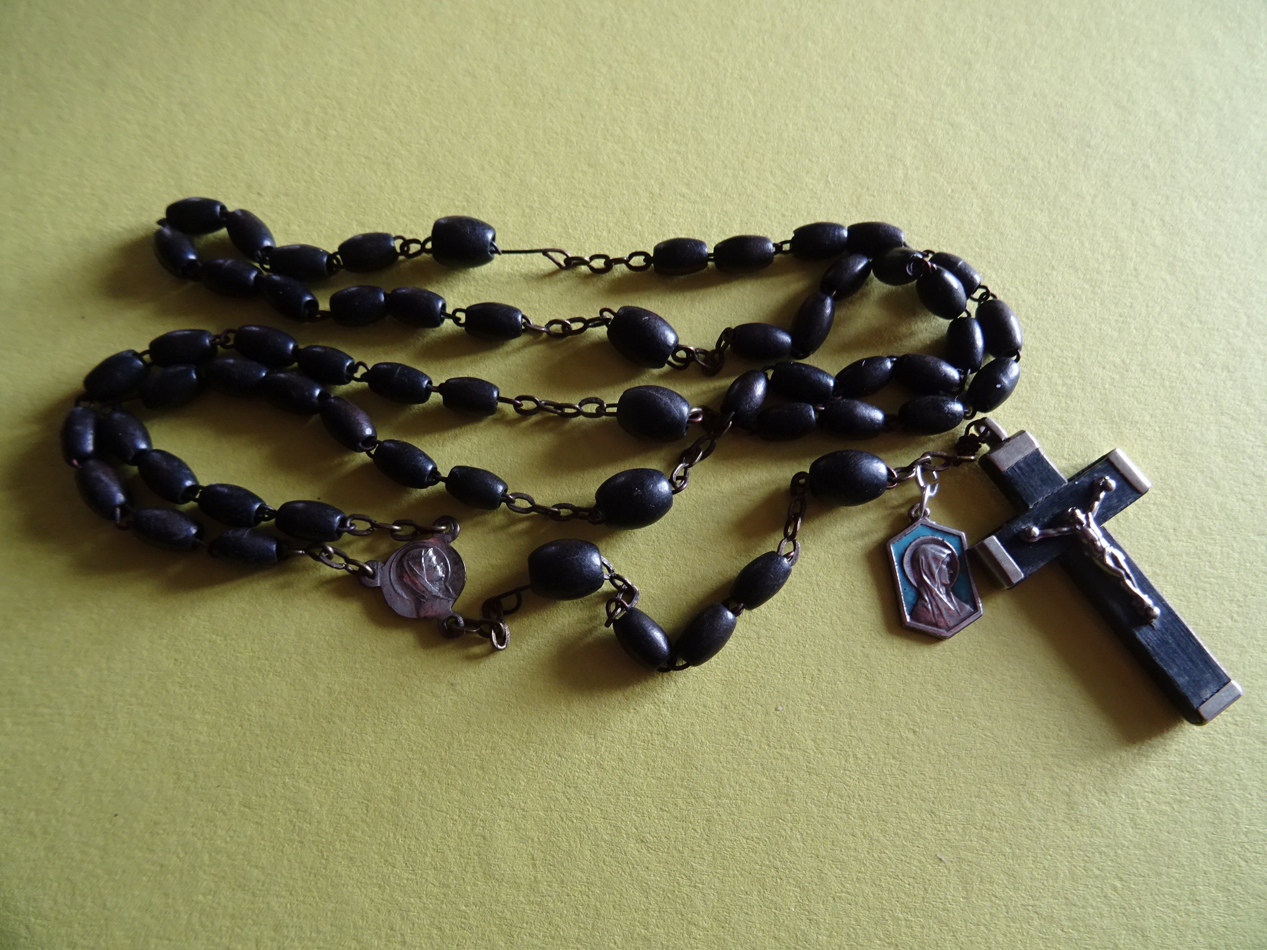 Français Chapelet Antique Marie et Perles en Bois. Médaillon Émail Supplémentaire Croix Bois B 271